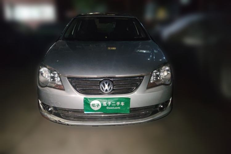 Used Volkswagen Bora 2011 1.6L Manual Fashion Edition Front