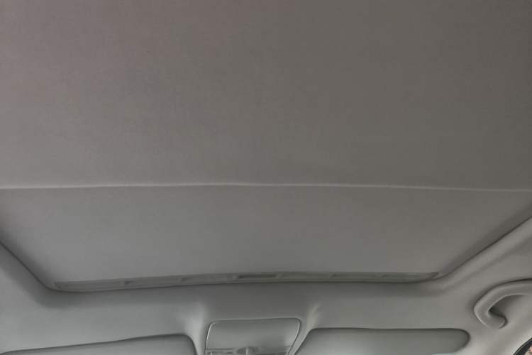 Used Volkswagen Bora 2011 1.6L Automatic Comfort Model Headliner