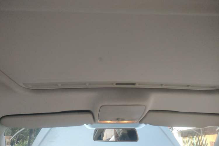 Used Volkswagen Bora 2011 1.4T Automatic Comfort Model Headliner