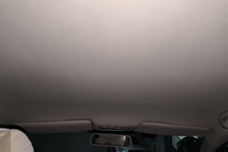 Used Volkswagen Bora 2011 1.6L Automatic Fashion Edition Headliner