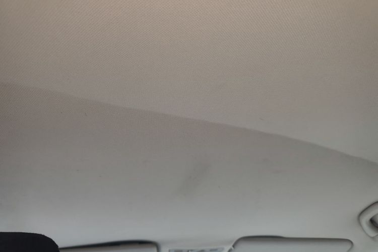 Used Volkswagen Bora 2011 1.6L Automatic Fashion Edition Headliner