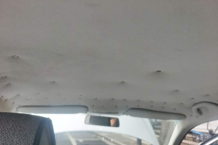 Used Volkswagen Bora 2011 1.6L Automatic Comfort Model Headliner