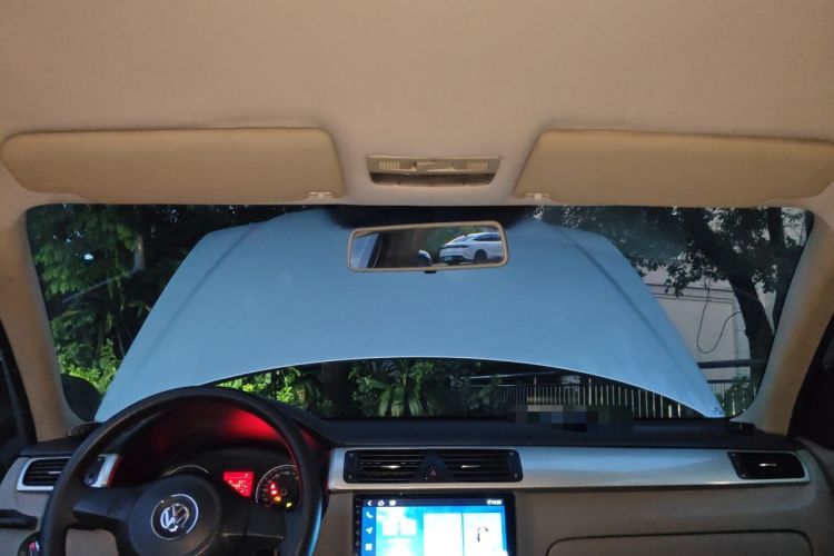 Used Volkswagen Bora 2011 1.6L Automatic Fashion Edition Headliner