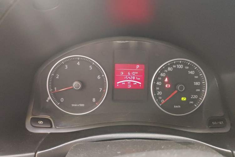 Used Volkswagen Bora 2011 1.6L Automatic Comfort Model Instrument Cluster