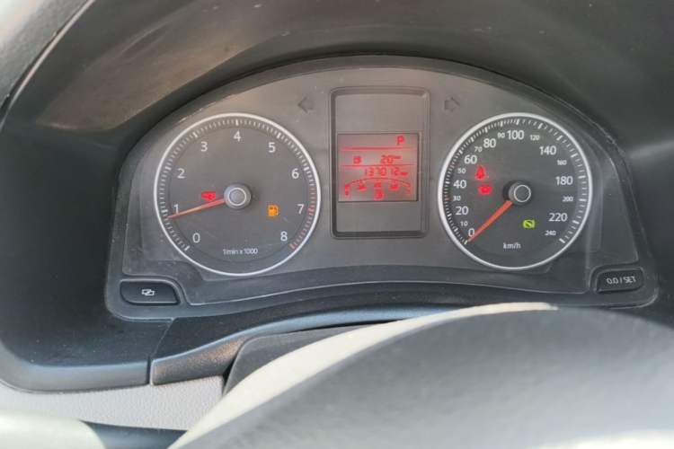 Used Volkswagen Bora 2011 1.6L Automatic Comfort Model Instrument Cluster