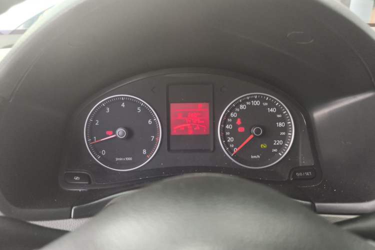 Used Volkswagen Bora 2011 1.6L Automatic Comfort Model Instrument Cluster