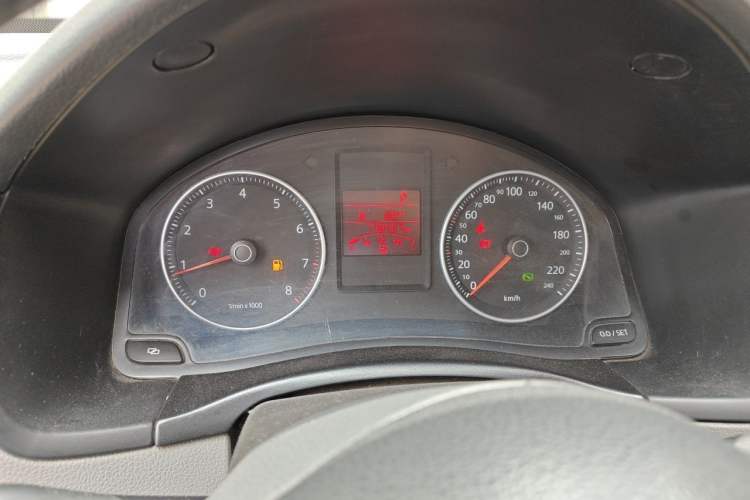 Used Volkswagen Bora 2011 1.6L Automatic Comfort Model Instrument Cluster