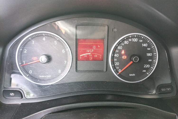 Used Volkswagen Bora 2011 1.6L Manual Comfort Version Instrument Cluster