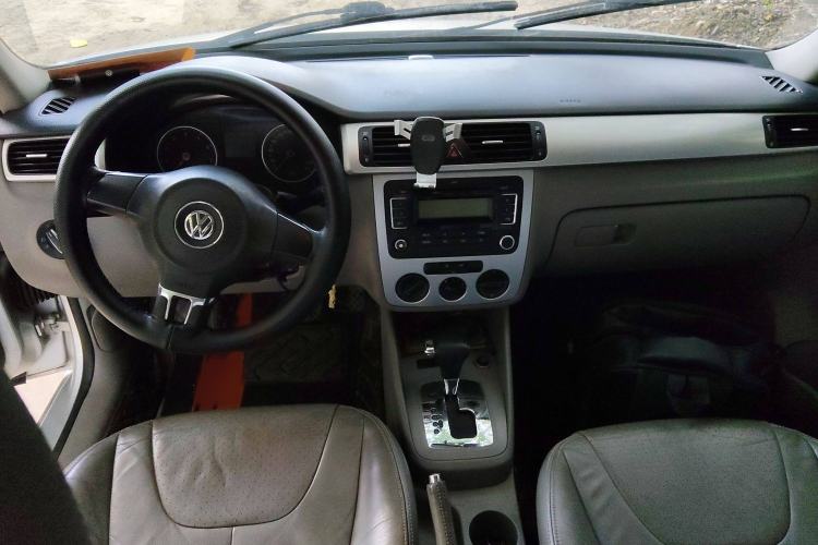 Used Volkswagen Bora 2011 1.6L Automatic Comfort Model Interior 2