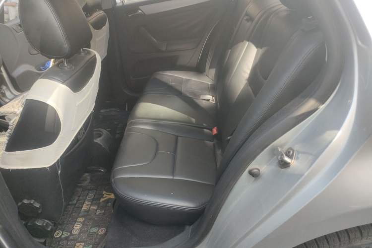 Used Volkswagen Bora 2011 1.4T Automatic Comfort Model Interior 4