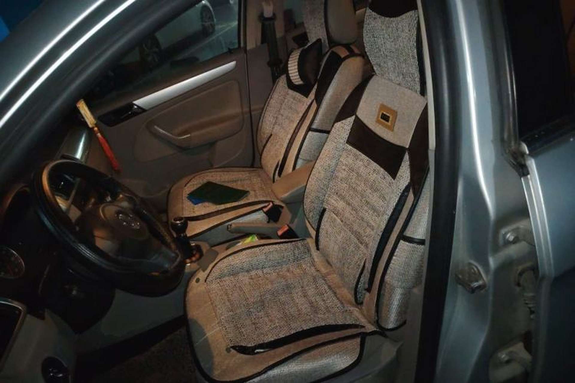 Used Volkswagen Bora 2011 1.6L Manual Fashion Edition Left Front Seat