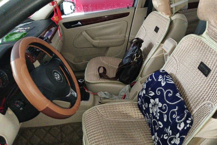 Used Volkswagen Bora 2011 1.6L Manual Comfort Version Left Front Seat