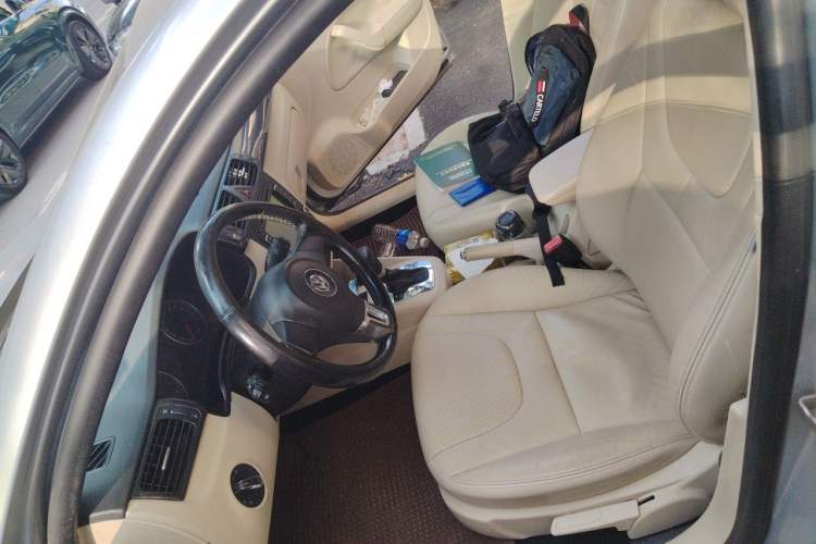 Used Volkswagen Bora 2011 1.4T Automatic Luxury Model Left Front Seat