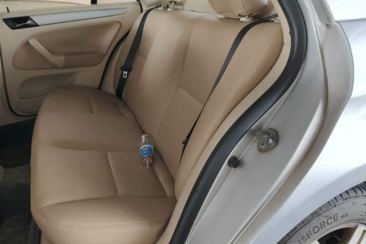 Used Volkswagen Bora 2011 1.6L Automatic Fashion Edition Left Rear Seat