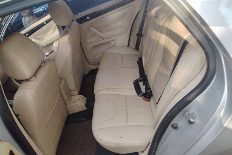Used Volkswagen Bora 2011 1.4T Automatic Luxury Model Left Rear Seat