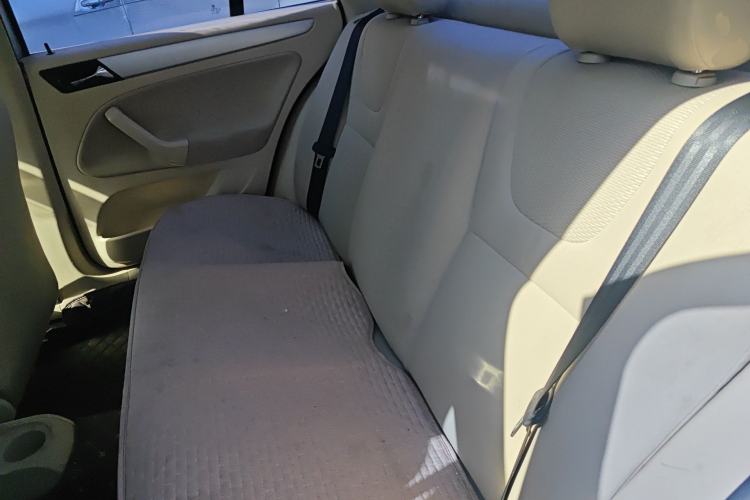 Used Volkswagen Bora 2011 1.6L Automatic Fashion Edition Left Rear Seat