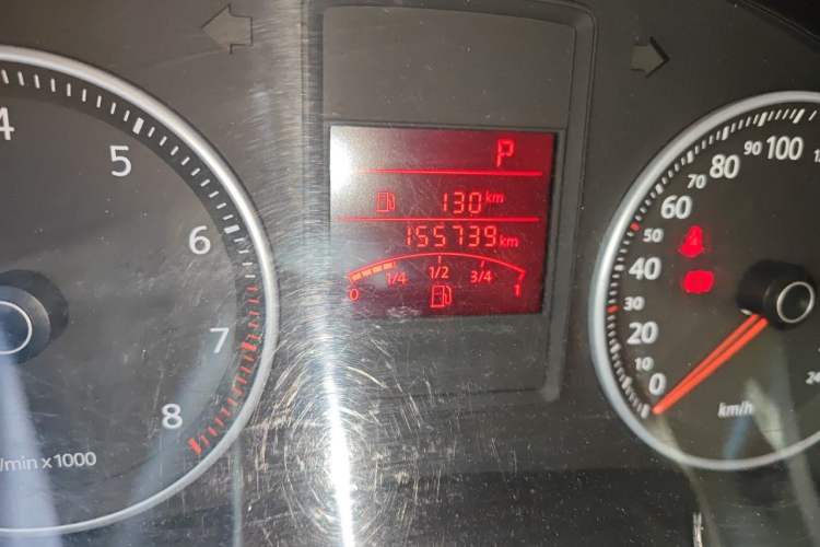 Used Volkswagen Bora 2011 1.6L Automatic Fashion Edition Odometer Close Up