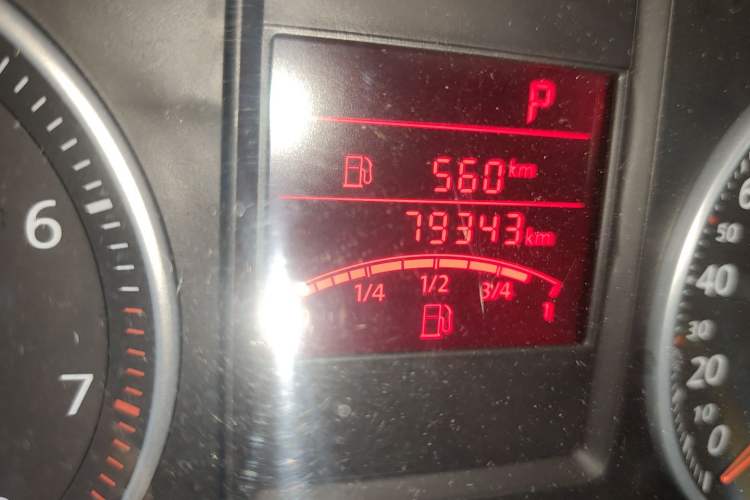 Used Volkswagen Bora 2011 1.6L Automatic Fashion Edition Odometer Close Up