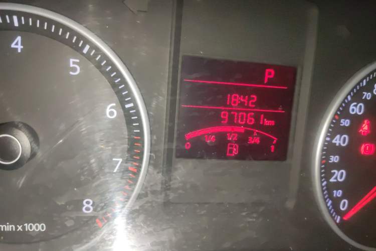 Used Volkswagen Bora 2011 1.6L Automatic Comfort Model Odometer Close Up