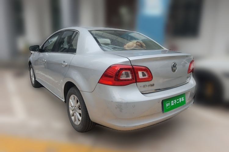 Used Volkswagen Bora 2011 1.6L Manual Comfort Version Rear Left 45 Deg