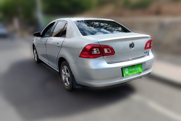 Used Volkswagen Bora 2011 1.6L Manual Comfort Version Rear Left 45 Deg