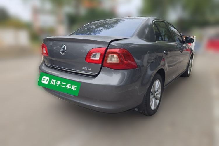Used Volkswagen Bora 2011 1.4T Automatic Comfort Model Rear Right 45 Deg