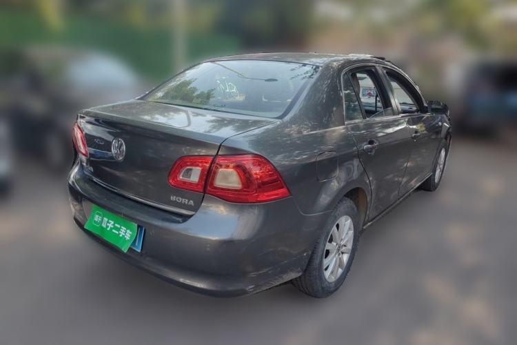 Used Volkswagen Bora 2011 1.6L Manual Comfort Version Rear Right 45 Deg