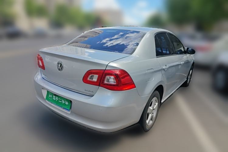 Used Volkswagen Bora 2011 1.6L Automatic Fashion Edition Rear Right 45 Deg