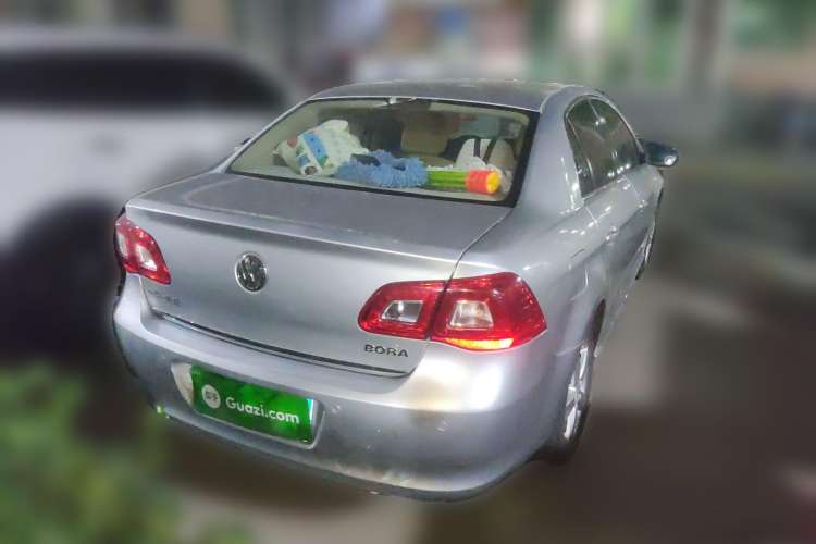 Used Volkswagen Bora 2011 1.6L Automatic Comfort Model Rear Right 45 Deg