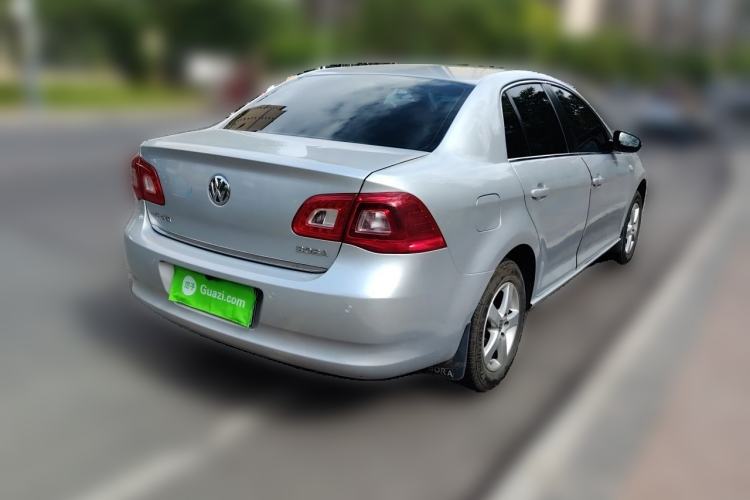 Used Volkswagen Bora 2011 1.6L Manual Comfort Version Rear Right 45 Deg
