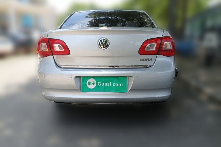 Used Volkswagen Bora 2011 1.6L Manual Comfort Version Rear