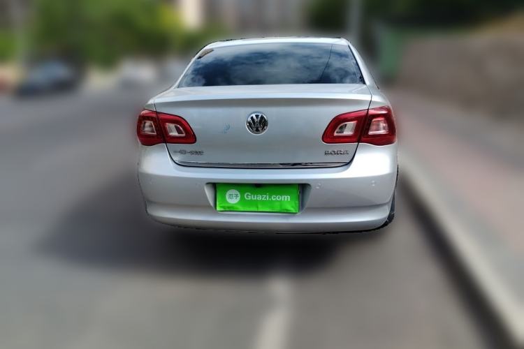 Used Volkswagen Bora 2011 1.6L Manual Comfort Version Rear