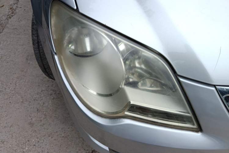 Used Volkswagen Bora 2011 1.6L Automatic Luxury Model Right Front Headlight