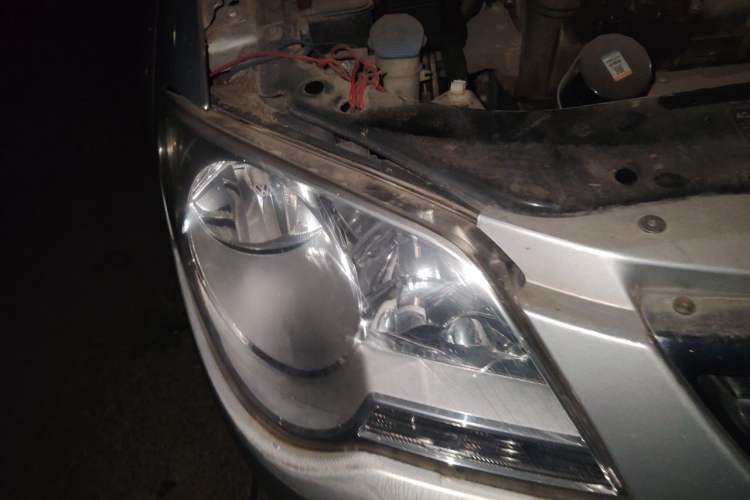 Used Volkswagen Bora 2011 1.6L Manual Fashion Edition Right Front Headlight