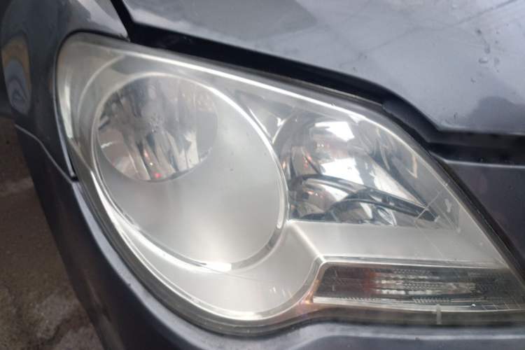 Used Volkswagen Bora 2011 1.4T Automatic Comfort Model Right Front Headlight