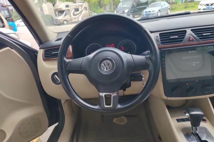 Used Volkswagen Bora 2011 1.6L Automatic Comfort Model Steering Wheel