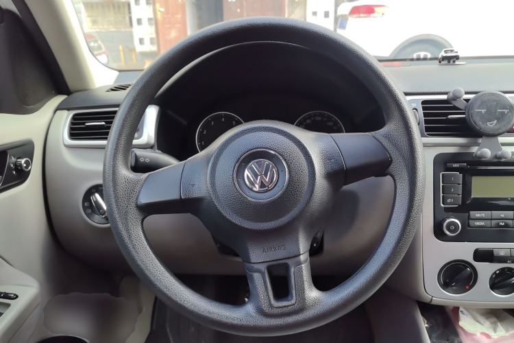 Used Volkswagen Bora 2011 1.6L Manual Fashion Edition Steering Wheel