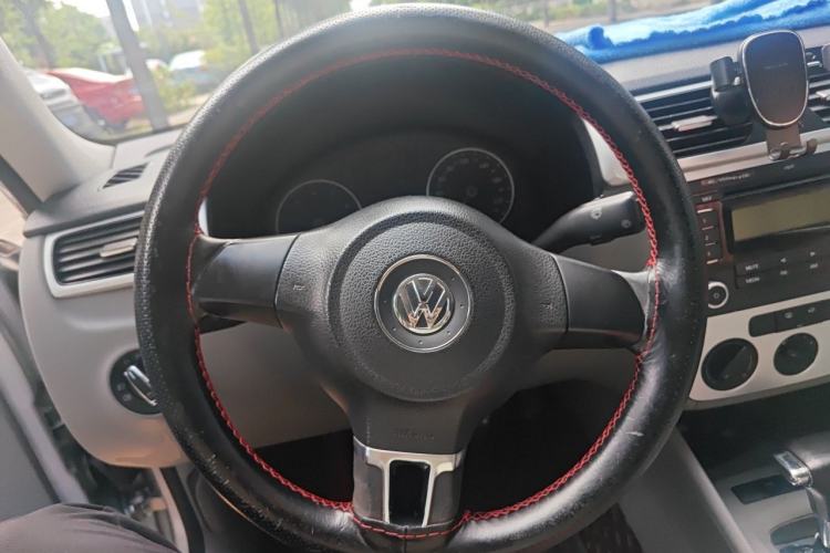Used Volkswagen Bora 2011 1.6L Automatic Comfort Model Steering Wheel