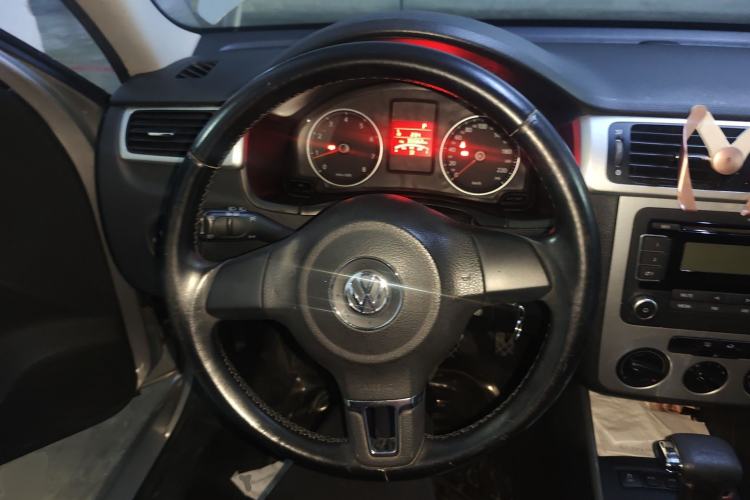 Used Volkswagen Bora 2011 1.4T Automatic Comfort Model Steering Wheel
