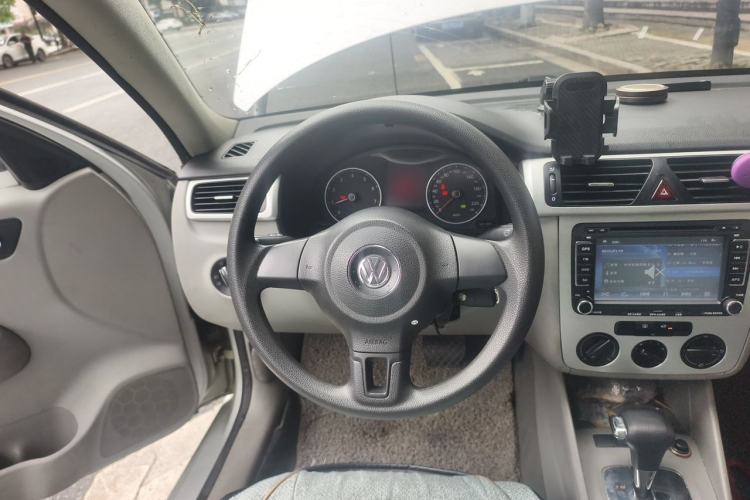 Used Volkswagen Bora 2011 1.6L Automatic Comfort Model Steering Wheel