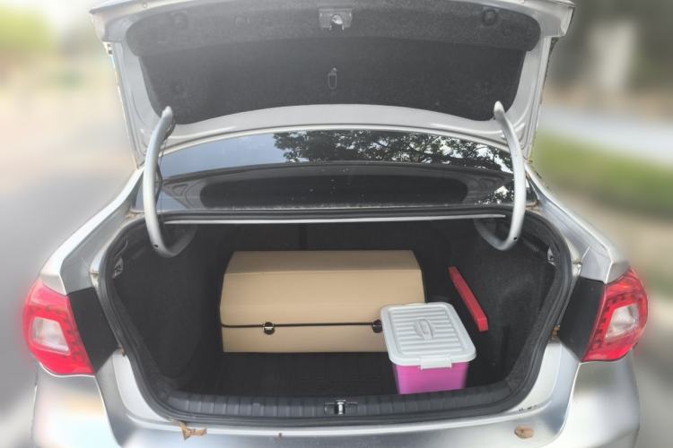 Used Volkswagen Bora 2011 1.6L Automatic Comfort Model Trunk