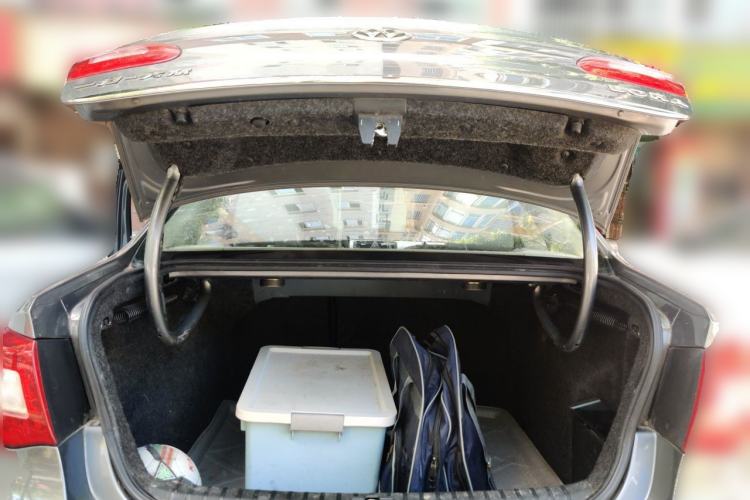 Used Volkswagen Bora 2011 1.6L Automatic Comfort Model Trunk