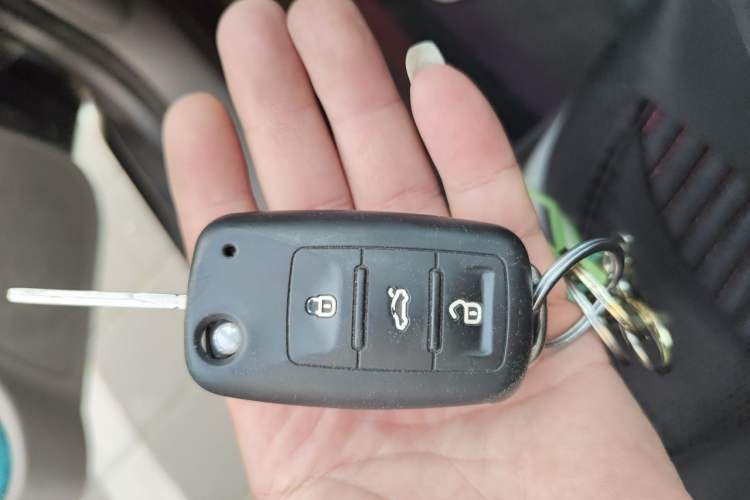 Used Volkswagen Bora 2011 1.6L Automatic Comfort Model Vehicle Key
