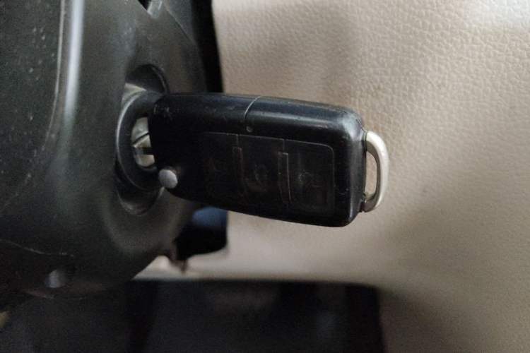 Used Volkswagen Bora 2011 1.6L Automatic Fashion Edition Vehicle Key