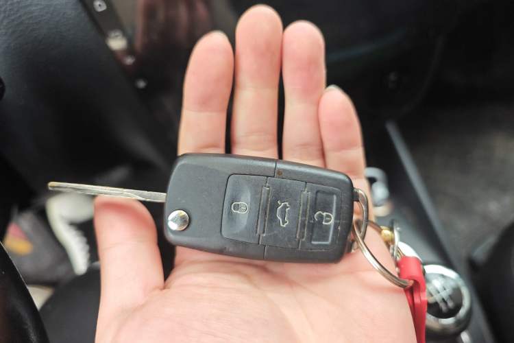Used Volkswagen Bora 2011 1.4T Manual Comfort Model Vehicle Key