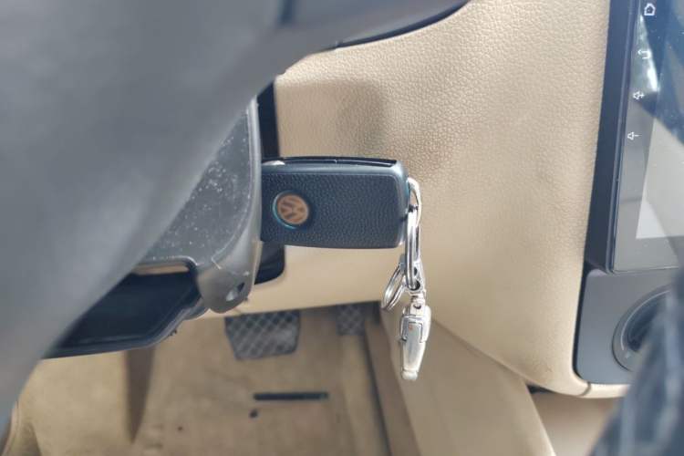 Used Volkswagen Bora 2011 1.6L Automatic Comfort Model Vehicle Key