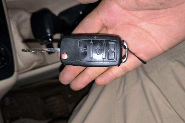 Used Volkswagen Bora 2011 1.6L Automatic Fashion Edition Vehicle Key