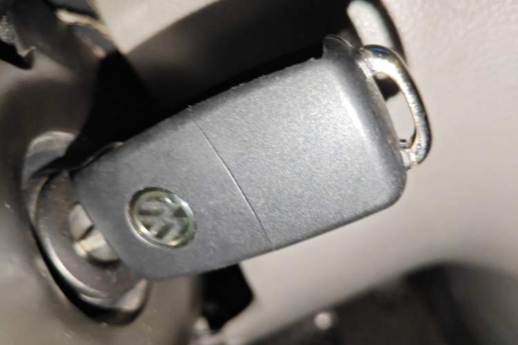 Used Volkswagen Bora 2011 1.6L Automatic Fashion Edition Vehicle Key