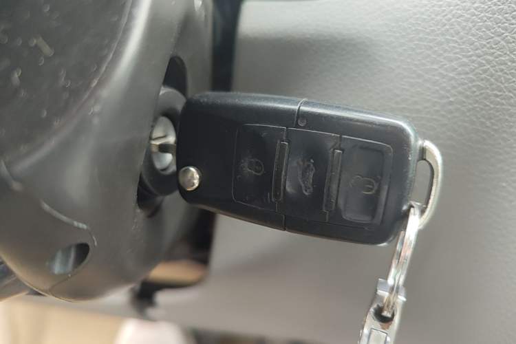 Used Volkswagen Bora 2011 1.6L Automatic Comfort Model Vehicle Key