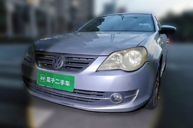Volkswagen Bora 2011 1.6L Automatic Fashion Edition usado